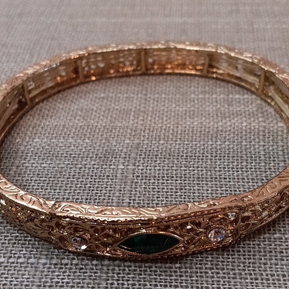 Downtown Abbey Estate Bracelet Gold Tone Stretch - Picture 4 of 5